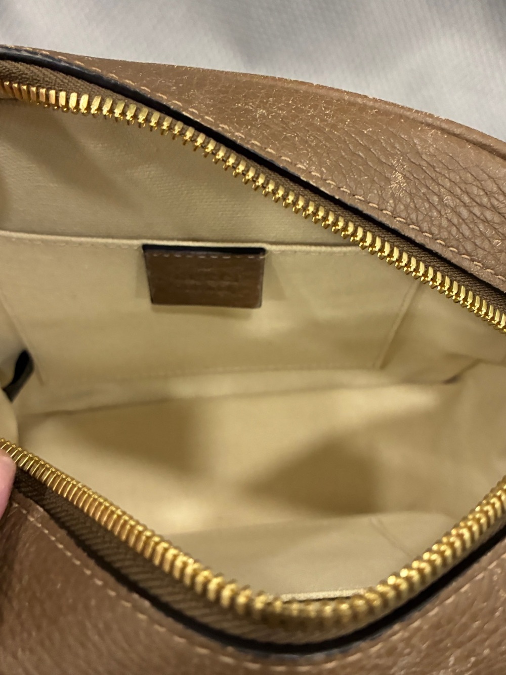 Authentic Gucci Arli Small Brown Leather Crossbody Camera Bag Gold GG-preowned - Picture 10 of 13